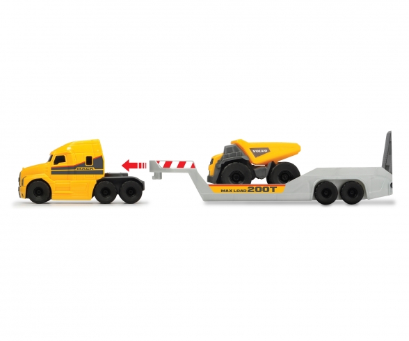 Mack Truck mit 2 Volvo Fahrzeugen Mack Truck mit 2 Volvo Fahrzeugen
