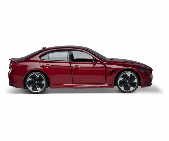 Alfa Romeo Giulia + Sammelkarte Alfa Romeo Giulia + Sammelkarte