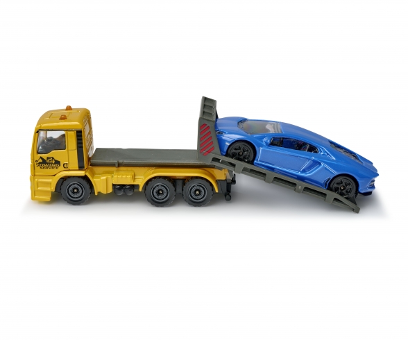 MAN Tow Truck with Lamborghini Aventador MAN Tow Truck with Lamborghini Aventador