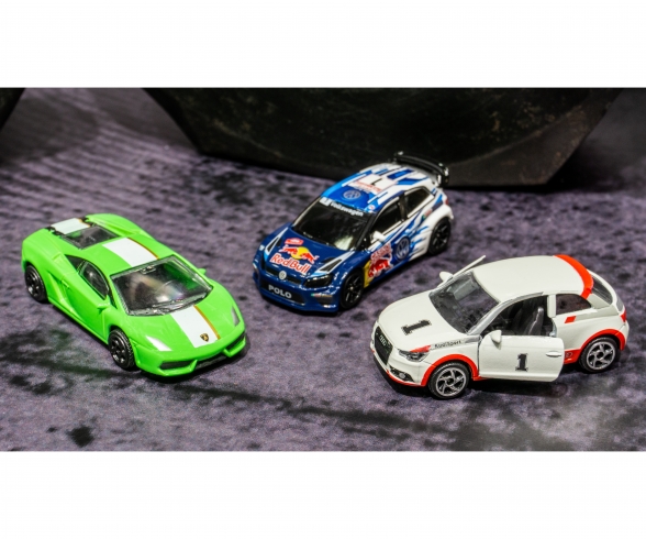3er Set Rennfahrzeuge - VW Polo R WRC, Audi A1 , Lamborghini Gallardo 3er Set Rennfahrzeuge - VW Polo R WRC, Audi A1 , Lamborghini Gallardo