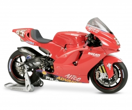1:12 Ducati Desmosedici #65 MotoGP´03 1:12 Ducati Desmosedici #65 MotoGP´03