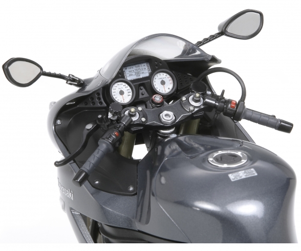 1:12 Kawasaki ZZR 1400 Ninja/ZX-14 Stre. 1:12 Kawasaki ZZR 1400 Ninja/ZX-14 Stre.