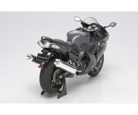1:12 Kawasaki ZZR 1400 Ninja/ZX-14 Stre. 1:12 Kawasaki ZZR 1400 Ninja/ZX-14 Stre.