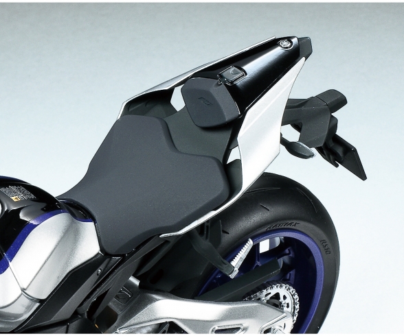 1:12 Yamaha YZF-R1M 1:12 Yamaha YZF-R1M