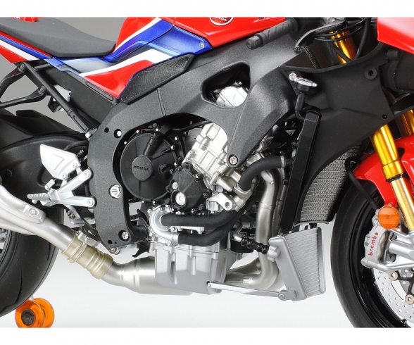 1:12 Honda CBR 1000-RR-R Fireblade SP 1:12 Honda CBR 1000-RR-R Fireblade SP