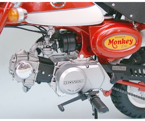 1:6 Honda Monkey 2000 Anniversary 1:6 Honda Monkey 2000 Anniversary