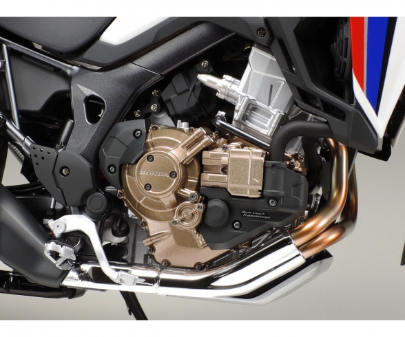 1:6 HONDA CRF 1000L Africa Twin Enduro 1:6 HONDA CRF 1000L Africa Twin Enduro