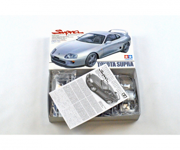 1:24 Toyota Supra 1:24 Toyota Supra