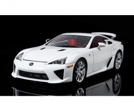 1:24 Lexux LFA V10 Roadver. w/PE-Parts 1:24 Lexux LFA V10 Roadver. w/PE-Parts
