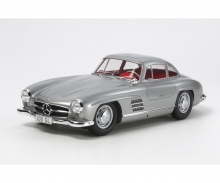 1:24 Mercedes Benz 300SL Flügeltürer 1:24 Mercedes Benz 300SL Flügeltürer