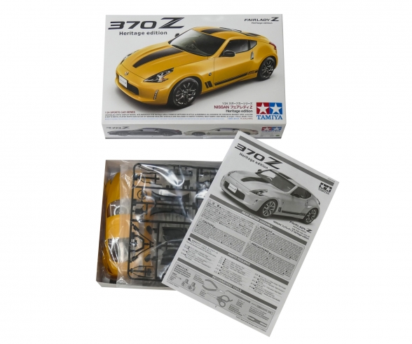 1/24 370Z Heritage Edition 1/24 370Z Heritage Edition
