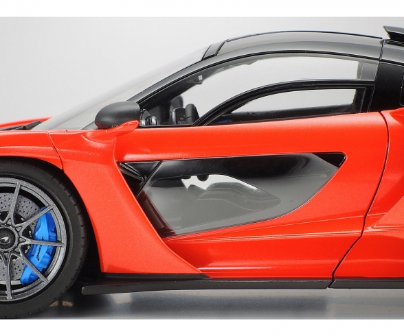 1:24 McLaren Senna 1:24 McLaren Senna