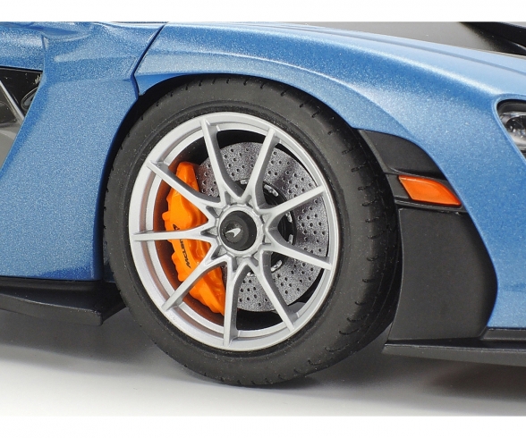 1:24 McLaren Senna 1:24 McLaren Senna
