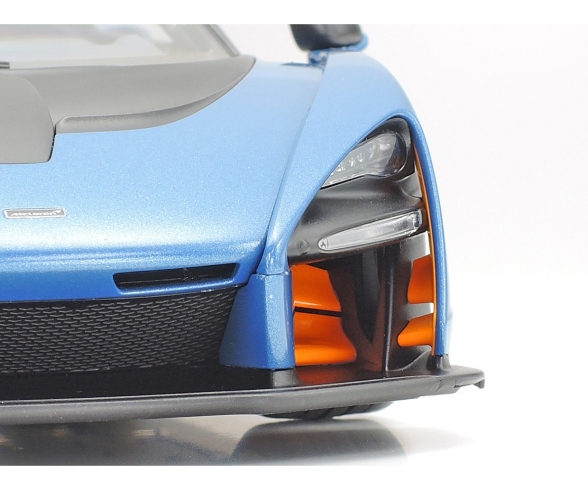 1:24 McLaren Senna 1:24 McLaren Senna