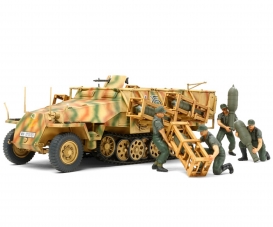 1:48 Sd.Kfz.251/1 "Stuka z.Fuss" Halftr. 1:48 Sd.Kfz.251/1 "Stuka z.Fuss" Halftr.