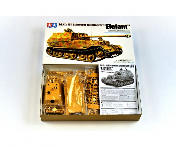 1:48 Tank destroyer Elefant 1:48 Tank destroyer Elefant
