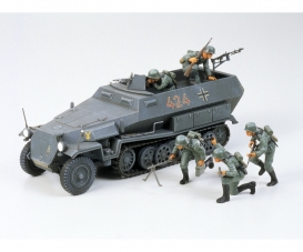 1:35 WWII Sdkfz.251/1 Halft. Hanomag (5) 1:35 WWII Sdkfz.251/1 Halft. Hanomag (5)