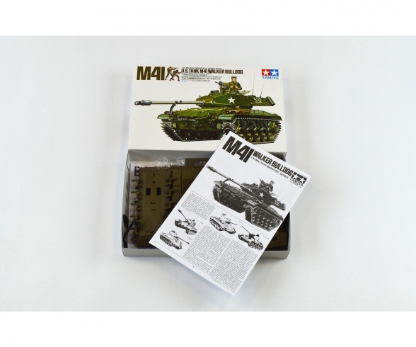 1:35 US Panzer M41 Walker Bulldog (3) 1:35 US Panzer M41 Walker Bulldog (3)