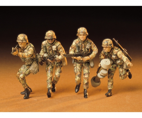 1:35 Fig.-Set US Moderne Infanterie (4) 1:35 Fig.-Set US Moderne Infanterie (4)