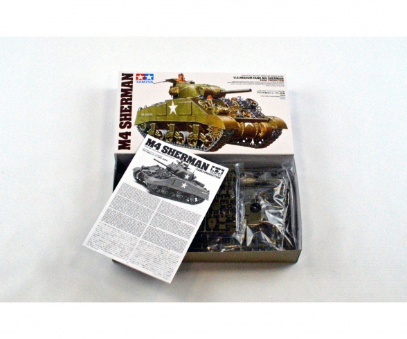1:35 US Med.Tank M4 Sherman Ea.(3) 1:35 US Med.Tank M4 Sherman Ea.(3)