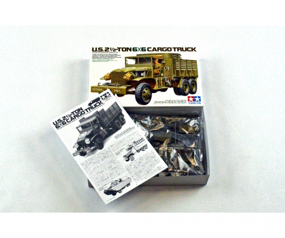 1:35 US 2.5to Transport LKW (1) 1:35 US 2.5to Transport LKW (1)