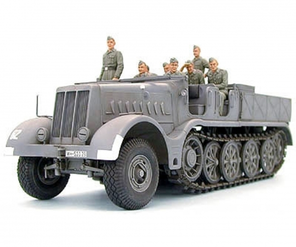 1:35 Dt. SdKfz.9 Famo 18to Halbkette(8) 1:35 Dt. SdKfz.9 Famo 18to Halbkette(8)