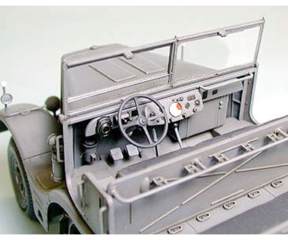 1:35 Ger. SdKfz.9 Famo 18to Halftrack(8) 1:35 Ger. SdKfz.9 Famo 18to Halftrack(8)