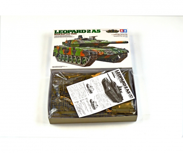 1:35 BW MBT Leopard 2A5 (1) 1:35 BW MBT Leopard 2A5 (1)