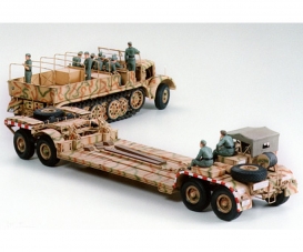 1:35 Ger. SdKfz.9 Famo w/ Lowloader(12) 1:35 Ger. SdKfz.9 Famo w/ Lowloader(12)