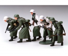 1:35 WWII Fig-Set Ger.Infant. Winter (5) 1:35 WWII Fig-Set Ger.Infant. Winter (5)