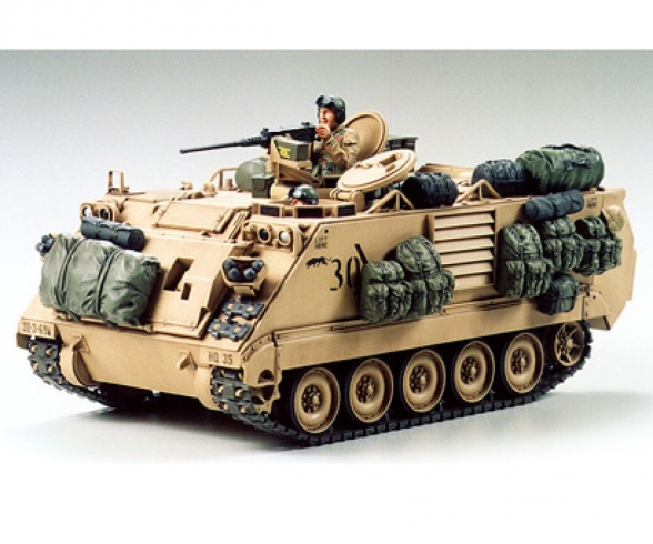 1:35 US M113A2 Personal Carr. Desert (2) 1:35 US M113A2 Personal Carr. Desert (2)
