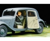 1:35 Fr. Citroen Traction Staff Car (1) 1:35 Fr. Citroen Traction Staff Car (1)
