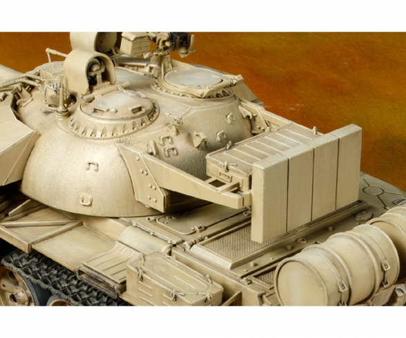 1:35 Iraqi Main Battle Tank T-55 Enigma 1:35 Iraqi Main Battle Tank T-55 Enigma