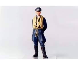 1:16 WWII Figure Luftwaffe Ace Pilot 1:16 WWII Figure Luftwaffe Ace Pilot