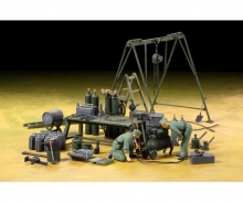 1/35 German Field Team/Eqpt. 1/35 German Field Team/Eqpt.