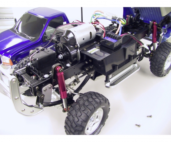 1:10 RC Ford F-350 HighLift 4x4 3-Speed 1:10 RC Ford F-350 HighLift 4x4 3-Speed
