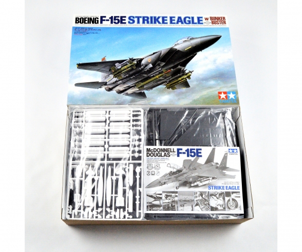 1:32 Bo.F-15E Strike Eagle Bunker Buster 1:32 Bo.F-15E Strike Eagle Bunker Buster