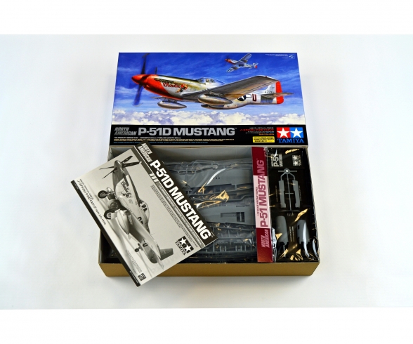 1:32 WWII North American P-51D Mustang 1:32 WWII North American P-51D Mustang