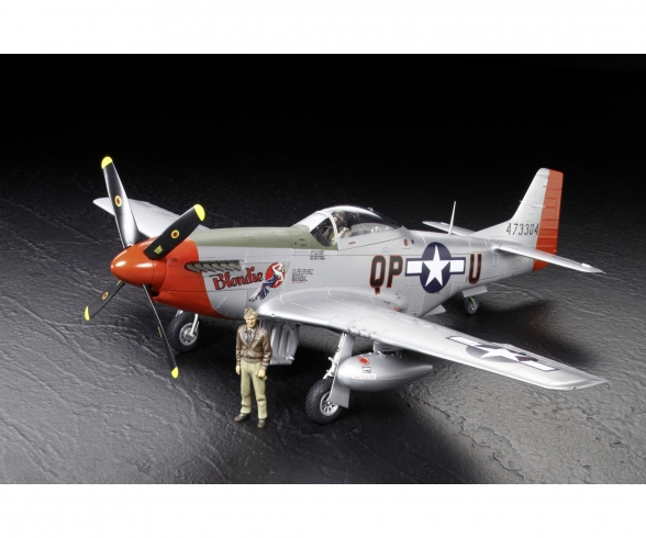 1:32 WWII North American P-51D Mustang 1:32 WWII North American P-51D Mustang