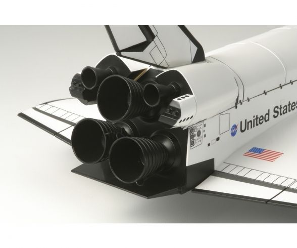 1:100 Space Shuttle Atlantis 1:100 Space Shuttle Atlantis