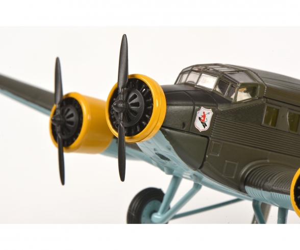 Junkers Ju52/3m "Amicale Jean-Baptiste Salis", oliv, 1:72 Junkers Ju52/3m "Amicale Jean-Baptiste Salis", oliv, 1:72