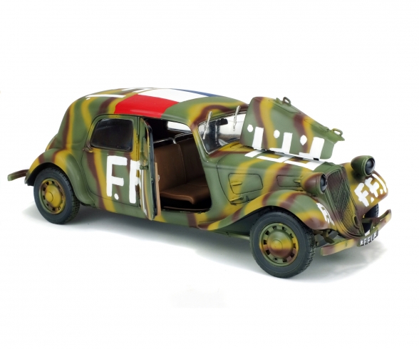 1:18 Citroën Traction 11CV FFI, 1944 1:18 Citroën Traction 11CV FFI, 1944