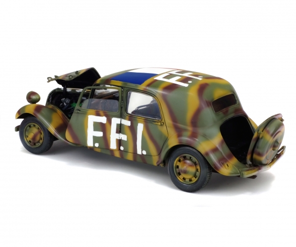 1:18 Citroën Traction 11CV FFI, 1944 1:18 Citroën Traction 11CV FFI, 1944