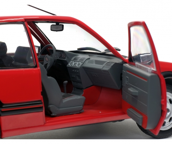 1:18 Peugeot 205 GTI MK1 1988 1:18 Peugeot 205 GTI MK1 1988