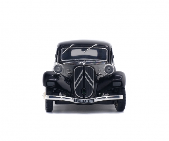 1:18 Citroën Traction IICV, schwarz, 1937 1:18 Citroën Traction IICV, schwarz, 1937