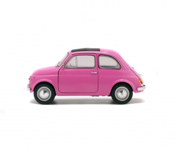 1:18 Fiat 500 L, pink, 1969 1:18 Fiat 500 L, pink, 1969