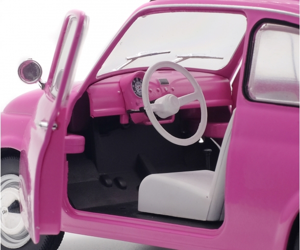 1:18 Fiat 500 L, pink, 1969 1:18 Fiat 500 L, pink, 1969