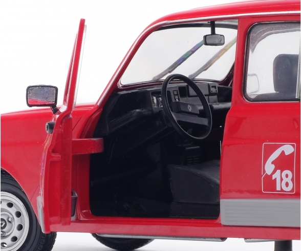1:18 Renault 4L GTL Pompier Du Var 1:18 Renault 4L GTL Pompier Du Var