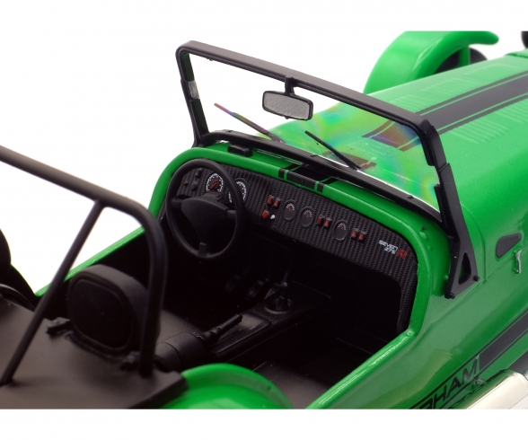 1:18 Caterham Seven 275R 1:18 Caterham Seven 275R