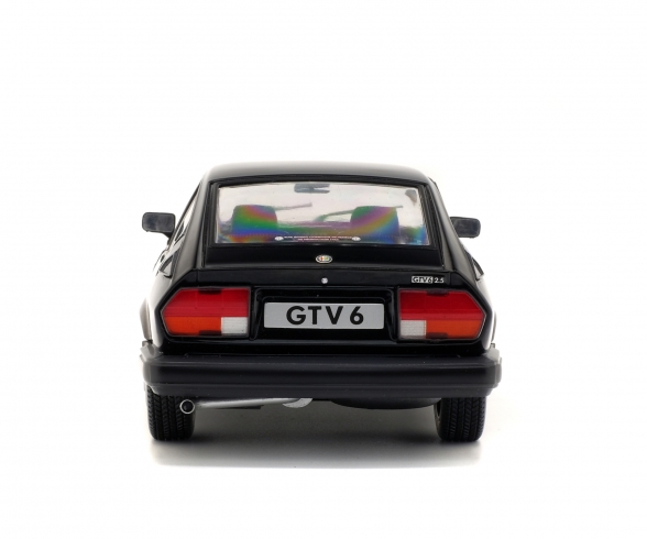 1:18 Alfa GTV6, black, 1984 1:18 Alfa GTV6, black, 1984